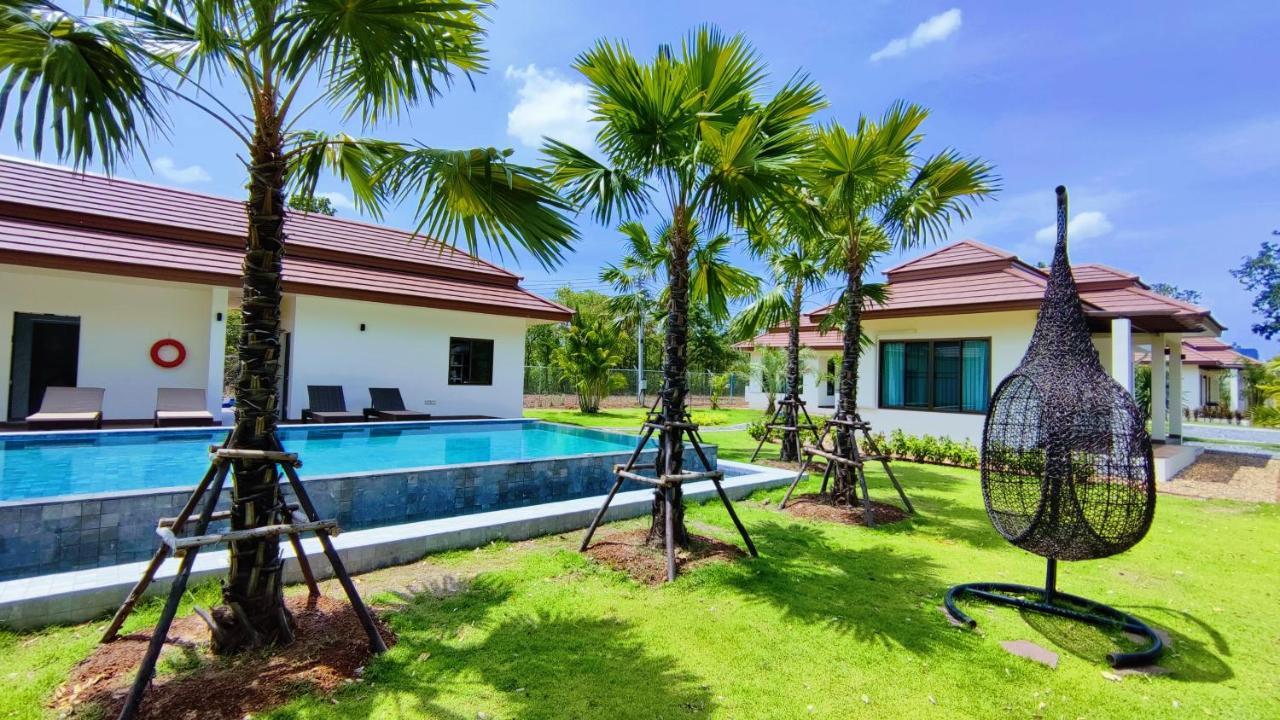 Isan Golf & Adventure Hotel Udon Thani Exterior photo