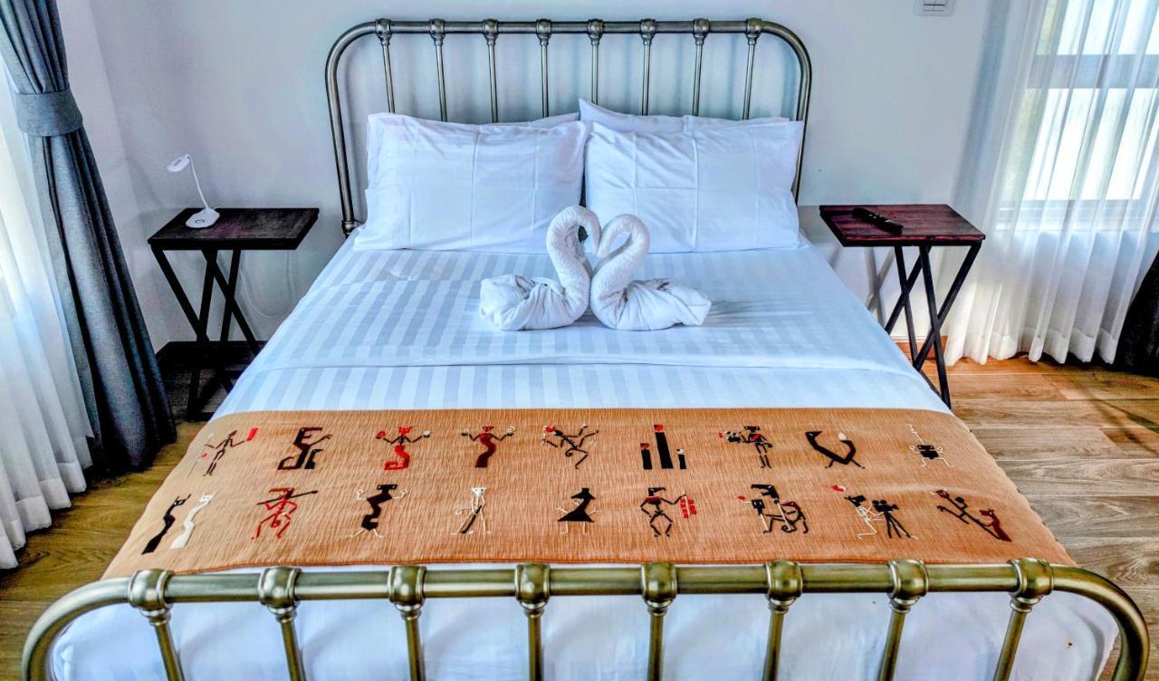 Isan Golf & Adventure Hotel Udon Thani Exterior photo