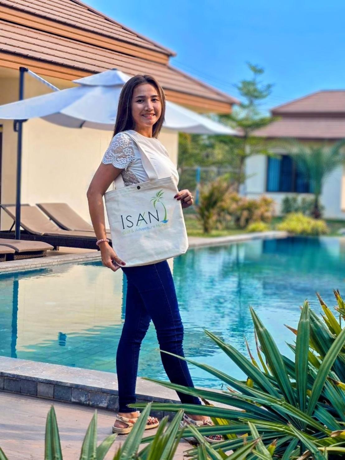Isan Golf & Adventure Hotel Udon Thani Exterior photo